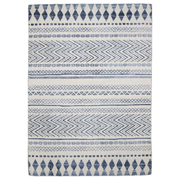 Linon Indoor Outdoor Washable Skip Polyester Accent 3'x5' Rug in Ivory and Blue