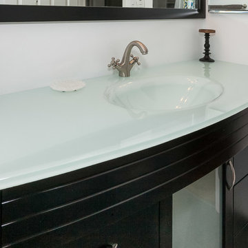 Simple and Elegant bathroom remodel - Hartman