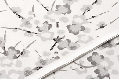 Japanische Deko, Japanpapier, Japanpapier Chiyogami, Blütenäste grau-elfenbein