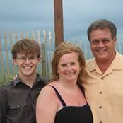 Julie Perdue's photo