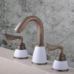 Classic Antique Brass Widespread Bathroom Sink Faucet T0452A - Bathroom Sink Faucets