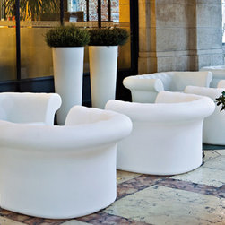 Serralunga - New Pot High Outdoor Planters by Serralunga - Outdoor Pots And Planters