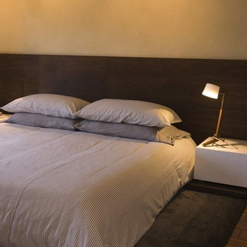 Simple Clean Modern Bedroom