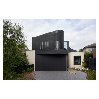 Ripple House | Metal cladding and curved brick - Contemporary ...