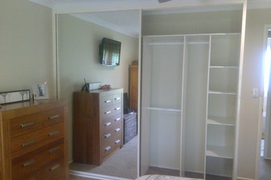 Design ideas for a traditional bedroom in Newcastle - Maitland.