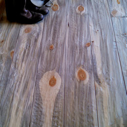 Beetle Kill pine - Hardwood Flooring