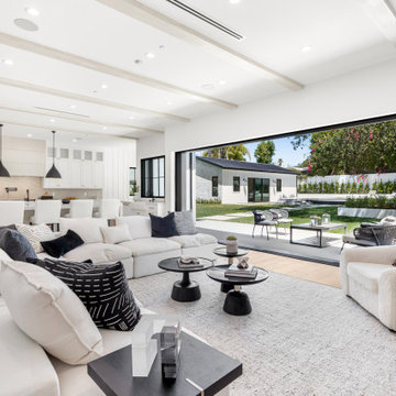 Tampa Ave, Tarzana