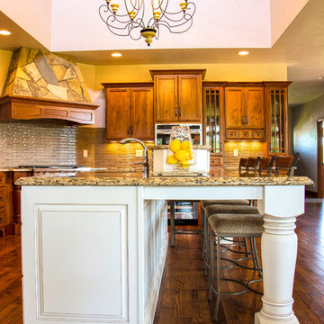 Rosholt Rustic Cherry Kitchen 14175