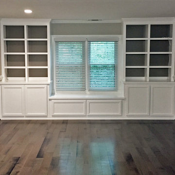 Bishir: Living Room Built-In with Window Seat