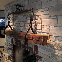 Mallinger mantle - Home Decor