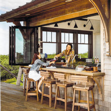 Outdoor Bar And Kitchen
