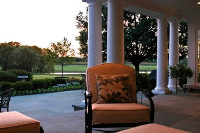 Inspiration for a timeless patio remodel in Phoenix