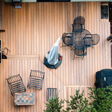 TigerWood TimberTech Decking with Maisy Cable Railing