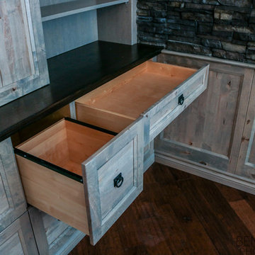 Scotch Bar/Office
