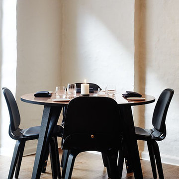 Viggo Dining Set