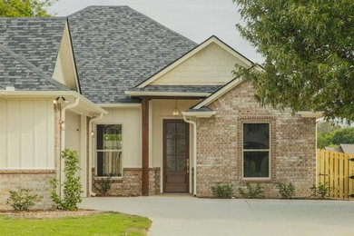 Inspiration for a timeless home design remodel in Austin
