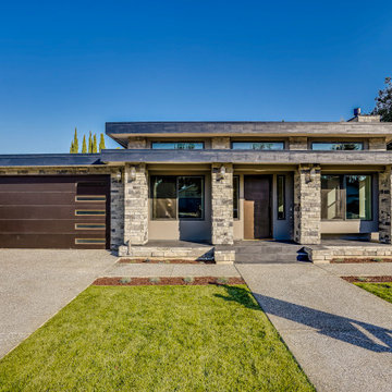 Peninsula: Cupertino New Build | John Way Transitional