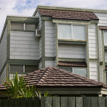 Metal Roofing - Classic Manor Shake in Mustang Brown
