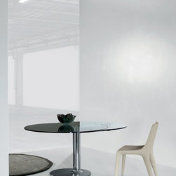 Plinto Table by Bonaldo - Dining Tables