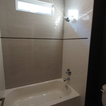 Bathroom/Laundry Room