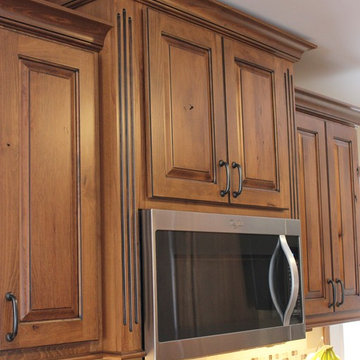 Geneseo, IL-Rustic but Refined