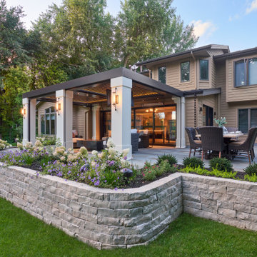 Lakeside Living