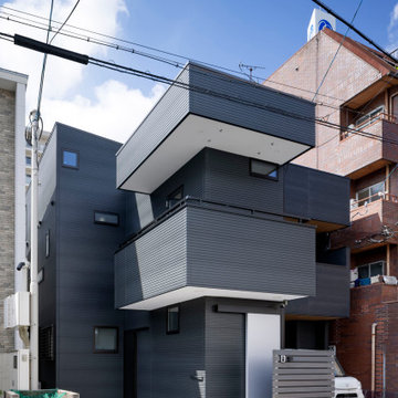 軒が深いから「おいでよ House」 – 大切な人を、傘を差したままでは待たせない –