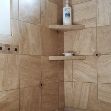 Vein Cut Travertine Tub Surround & Floor