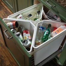 kitchen recycling center