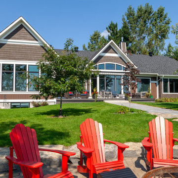 Ottawa River Cottage with a View