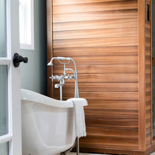 Casamia bathroom