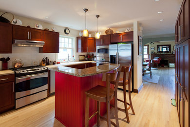 Elegant kitchen photo in Minneapolis