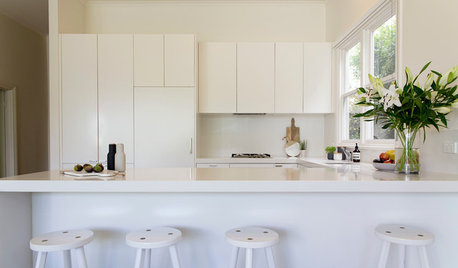 Houzz Tour: From Tired 1980s Décor to an Elegant Family Home