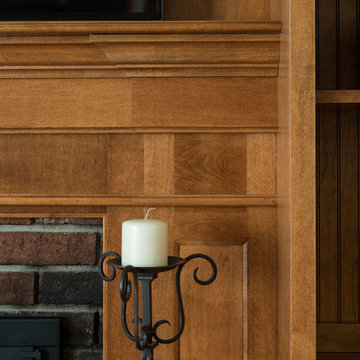 Maple Kitchen & Custom Built-Ins
