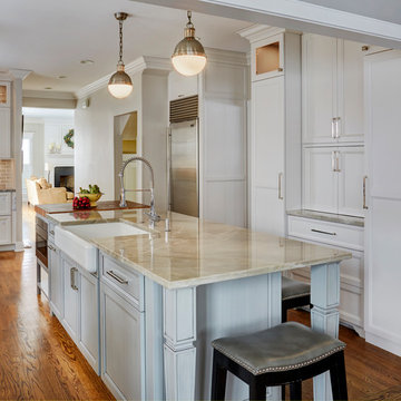 Winnetka Kitchen Remodel - Beautiful Craftsmanship!