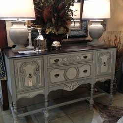 Sideboards and Consoles - Products