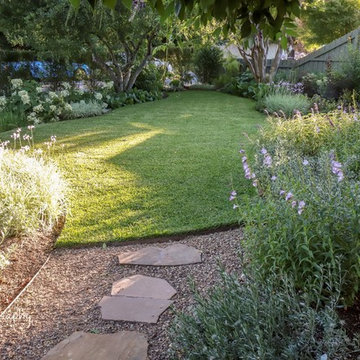 East Ringwood Garden: Flower garden