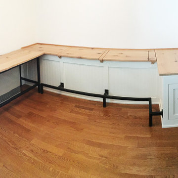 The MR Dining Nook