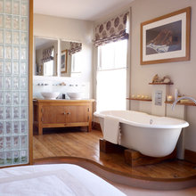 10 Ways To Create an Open, Luxurious Bathing & Sleeping Space
