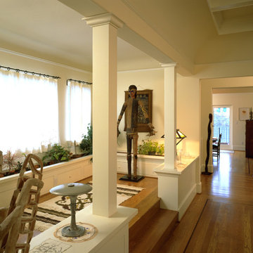 Arts & Crafts Home in Oakland