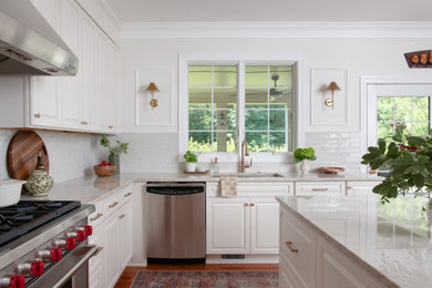 Inspiration for a transitional kitchen remodel in Charlotte