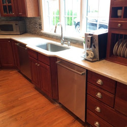 White Pearl Quartzite kitchen - Kitchen Countertops