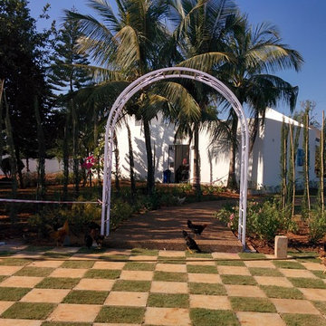Farmhouse Gardens