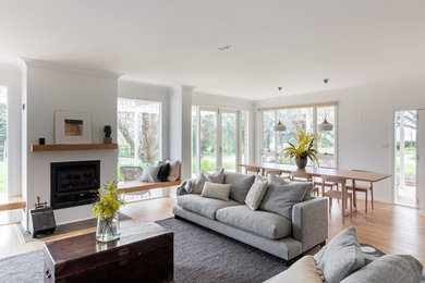 Design ideas for a country living room in Newcastle - Maitland.