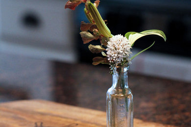 Kitchen - eclectic kitchen idea in Other