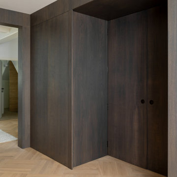 Bespoke wine cabinet and hallway storage