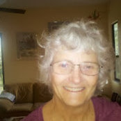 Karen Archer's photo