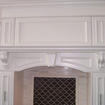 Gourmet Kitchen with Butler Pantry & Writing Desk
