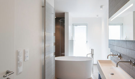 Von wegen eng! Dieses Schlauchbad trotzt seinem Grundriss