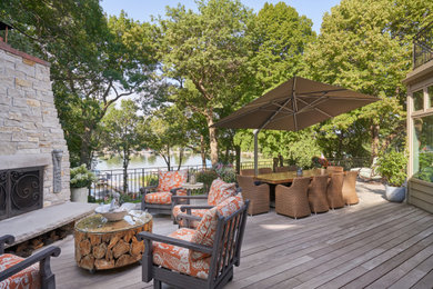 Design ideas for a transitional deck in Minneapolis.